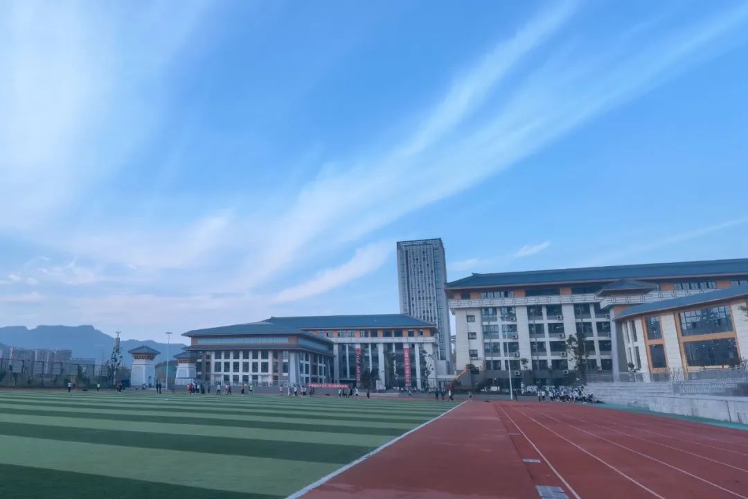 四川达川中学图片