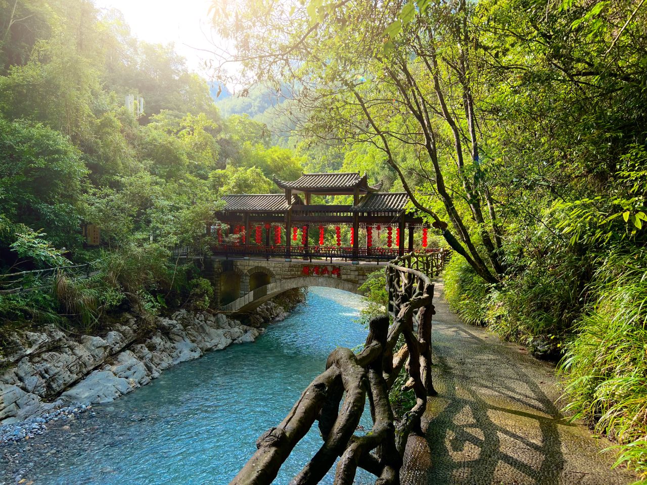 四川巴山大峡谷风景区图片